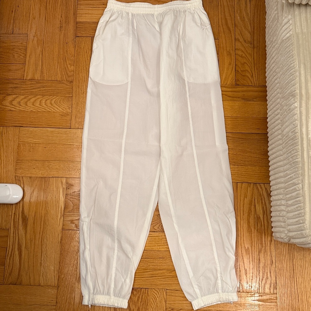 Reebok Vintage Women’s Windbreaker Jogger Pants